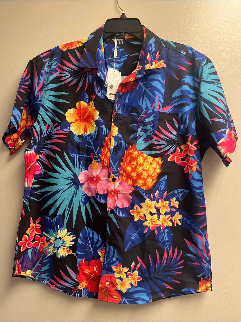 COOFANDY  sTropical Pineapple & Hibiscus Hawaiian Shirt - Black Base